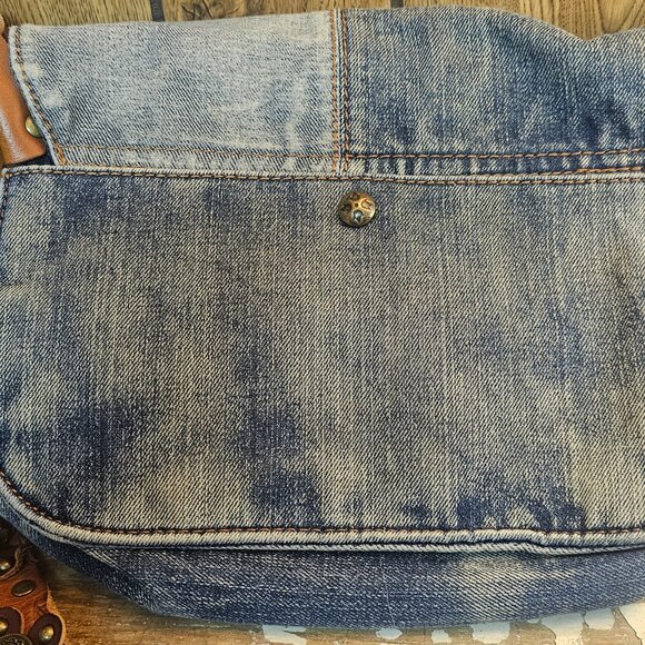 Denim crossbody bag - Picture 7 of 10